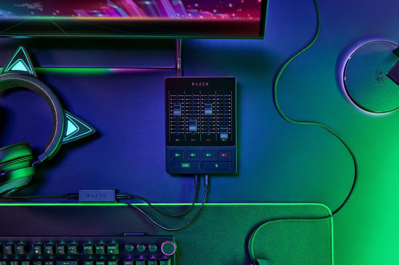 Razer Audio Mixer - All-in-one Digital Mixer for Broadcasting and Streaming